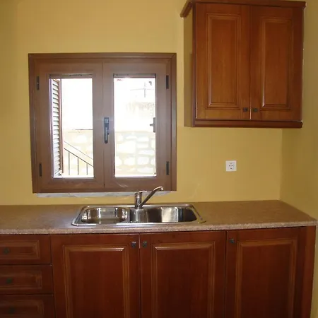 Gæstehus Kafiona Pírgos Dhiroú